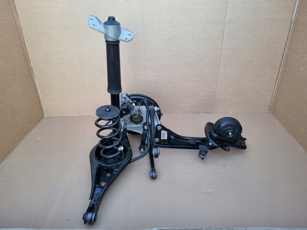 фото №6, Volvo xc40 лівий задня важіль амортизатор поворотний кулак підвіска ліва kpl