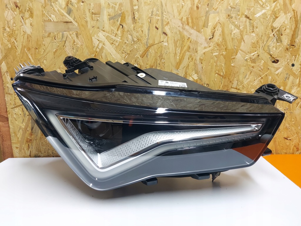 Купить Лампа правая правый r перед передняя seat ateca fl рестайлинг  lifting 576941032b