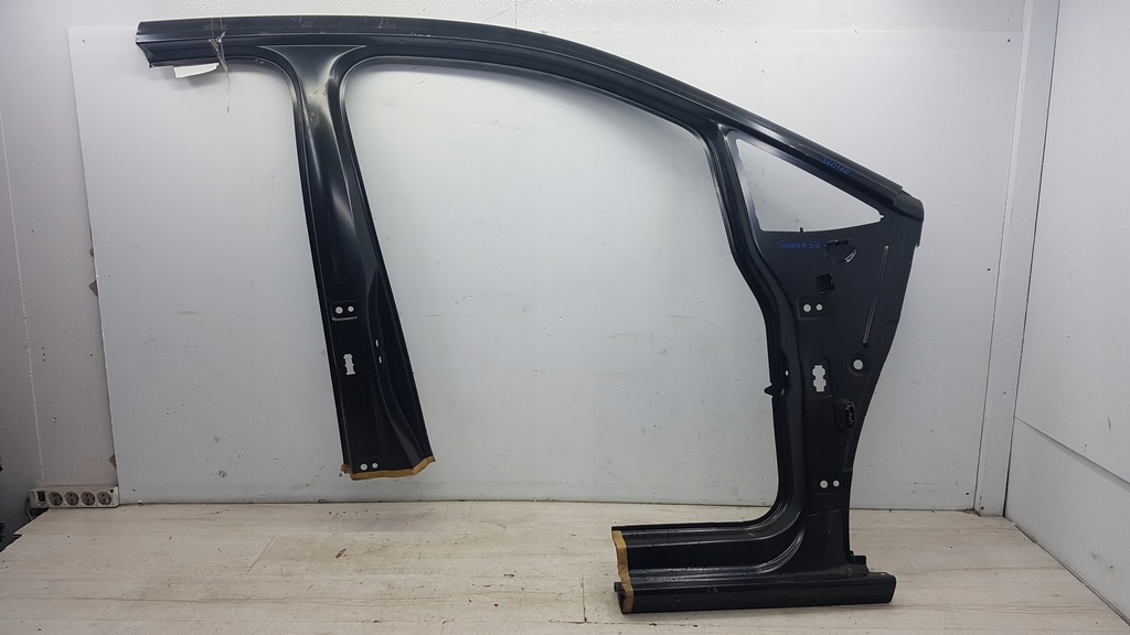 фото №1, Vw touran ii 5ta блок двигуна поріг обшивка