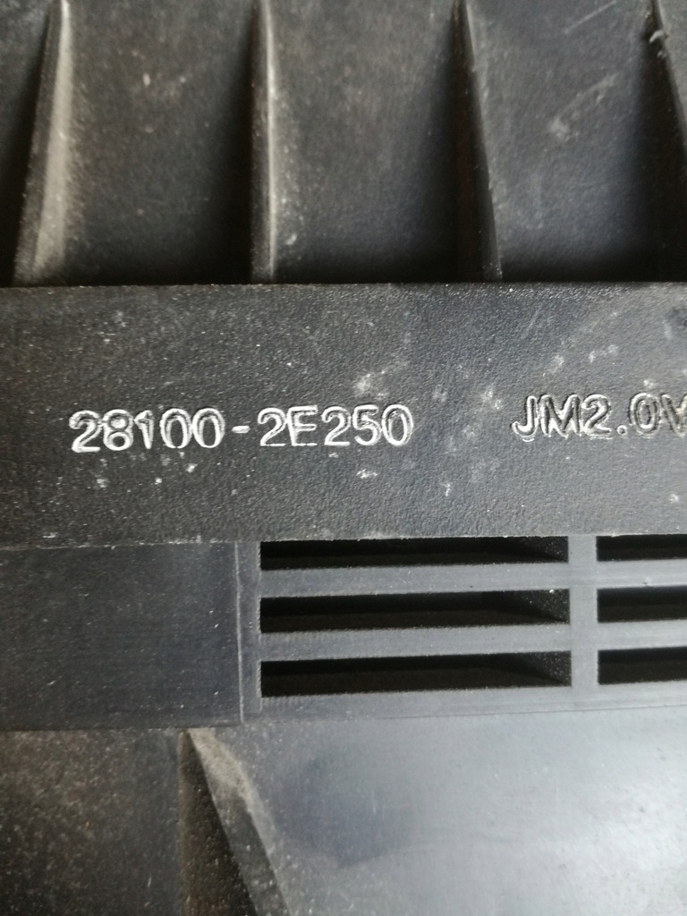 фото №10, Hyundai tucson i 2.0crdi корпус фільтра повітря