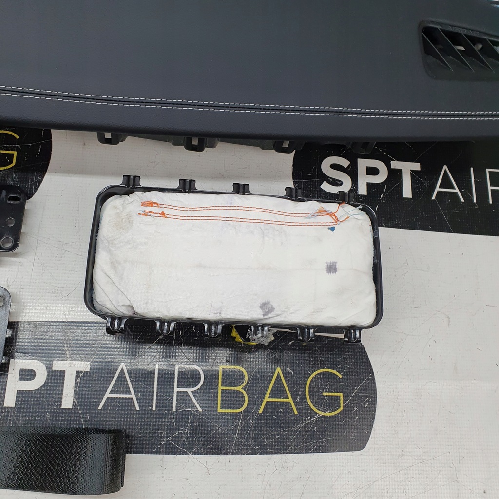 фото №11, Grand cherokee wl приборная панель консоль подушки безопасности ремни подушка безопасности stare возврат