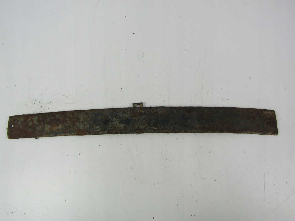 фото №1, Mercedes 123 w123 pas передній pas нижній з'єднувач крила перед 4d