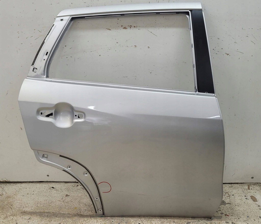 фото №1, Suzuki sx4 s-cross ii 2 21- дверь задняя задние правое fv