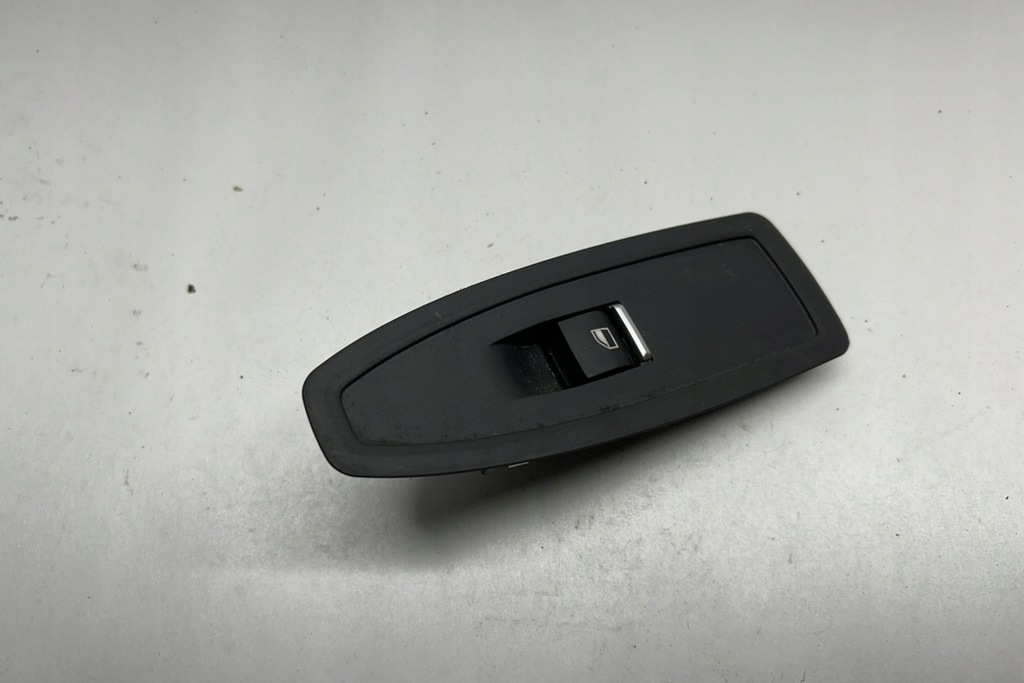 фото №8, Кнопка управление окон правых передних дверь bmw 3 touring f31