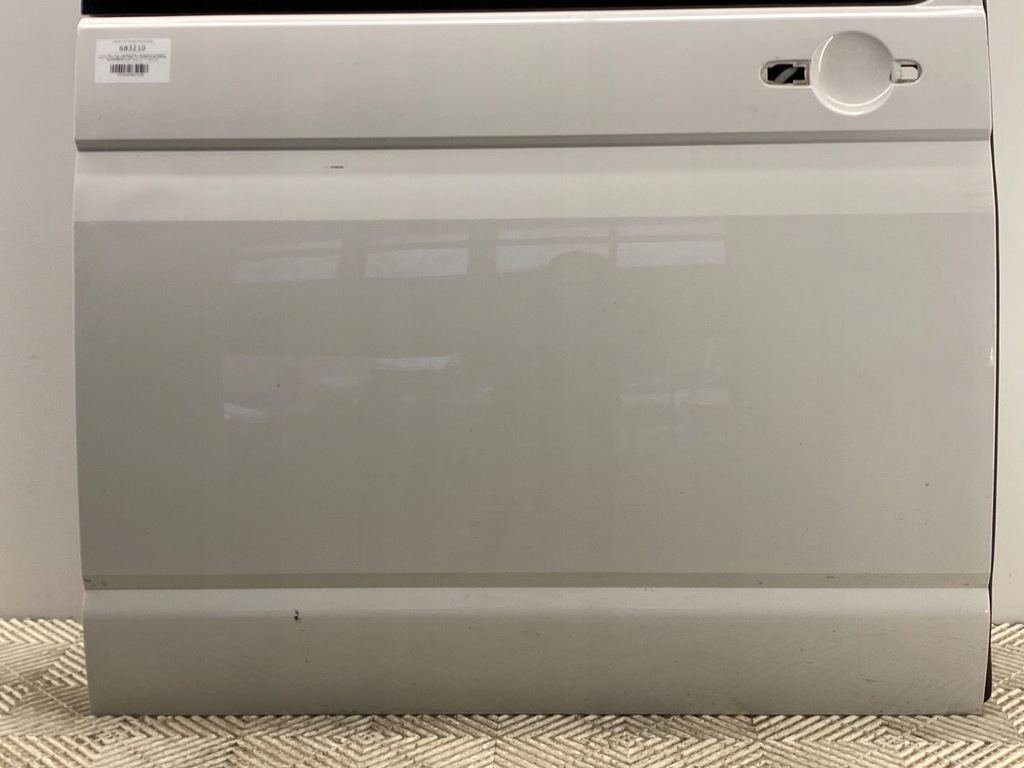 фото №3, Двері правий задня vw transporter t6 bus