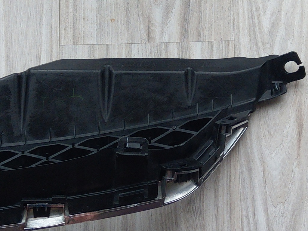 фото №9, Решітка радіатора решітка радіатора радіатора mazda 5 оригінальний номер c23550711