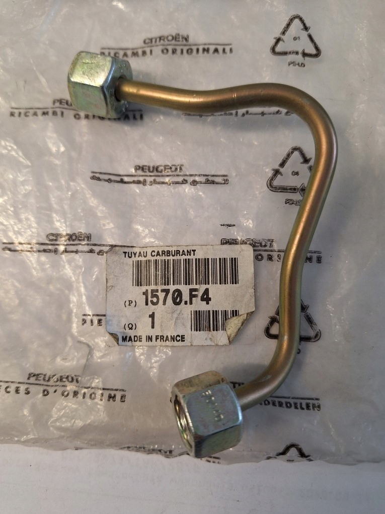 фото №1, Шланг форсунки citroen peugeot оригінальний номер 1570f4