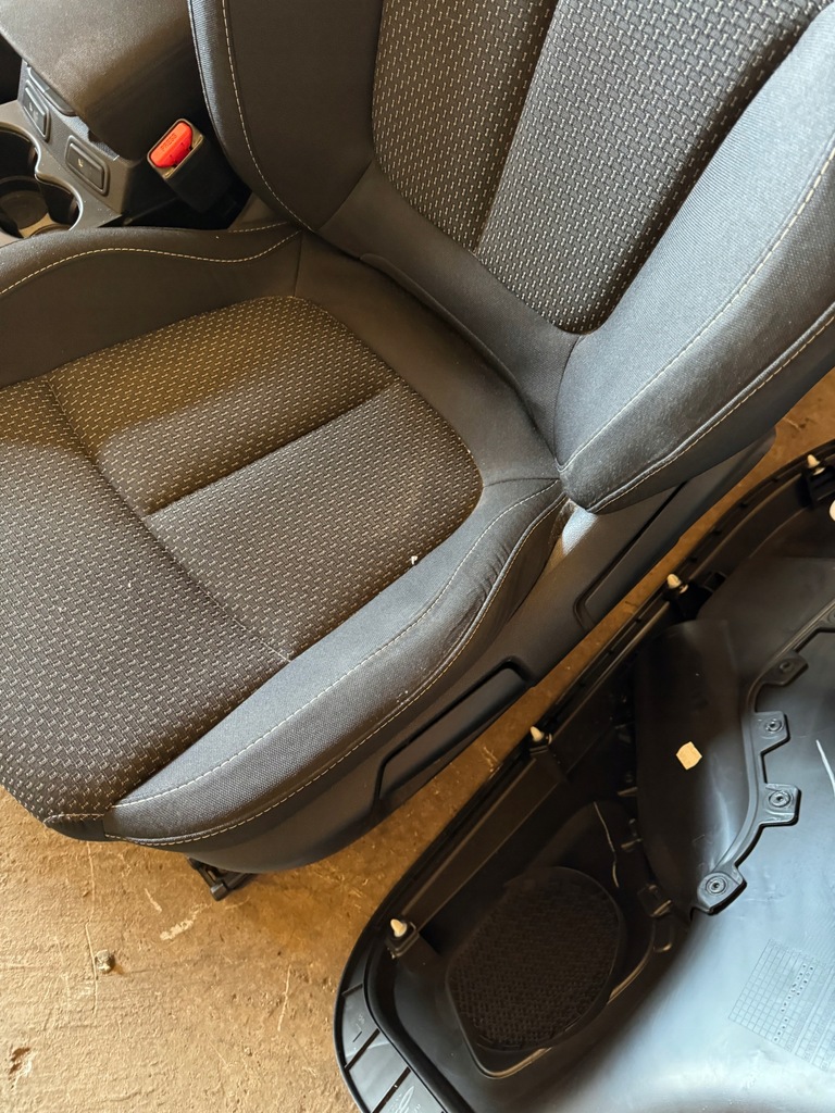 фото №9, Сидіння сидіння заднє сидіння обшивки renault kadjar lift комплект