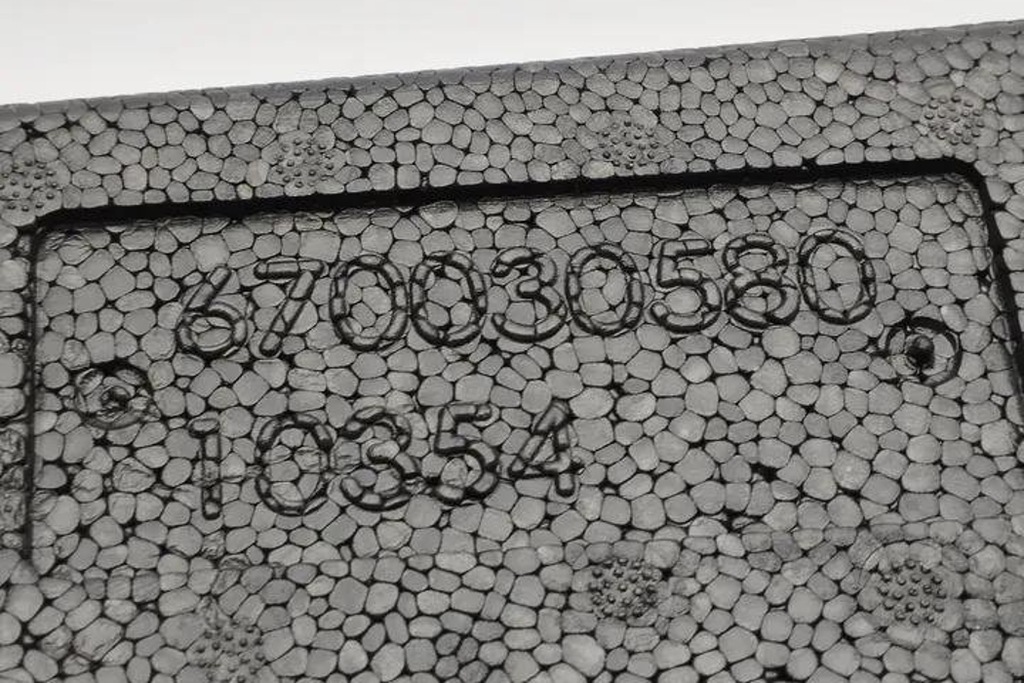 фото №7, Пена багажника maserati ghibli m157 670030580 3.0l дизель 202kw 2014