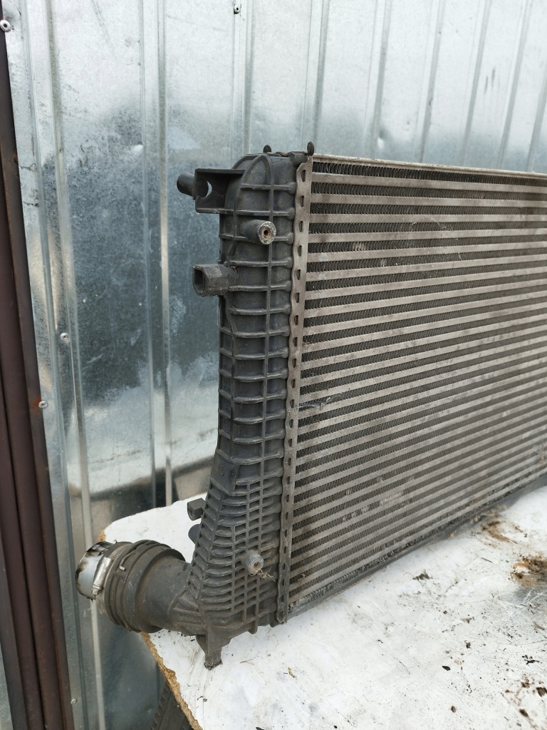 Інтеркулер audi skoda vw оригінал 1k0145803t Ціна