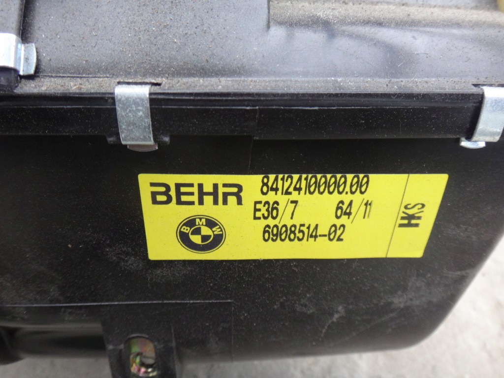 Bmw z3 обігрівач behr радіатор 740012 Ціна