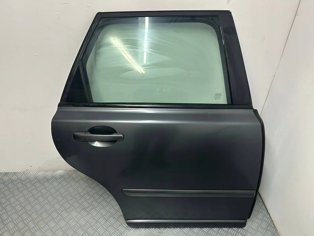 фото №1, Дверь правый задняя задние полный volvo v50 europa 455-16
