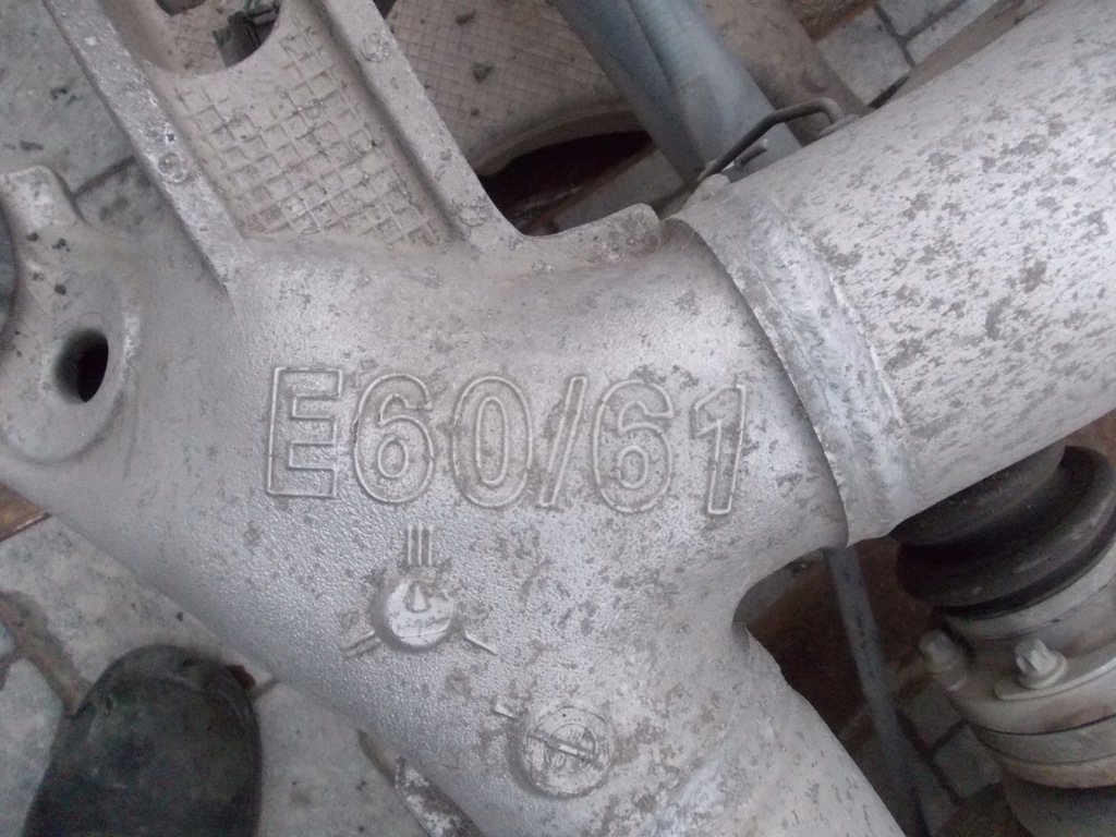 фото №8, Балка задня oś підвіска важіль bmw 5 e60 e61