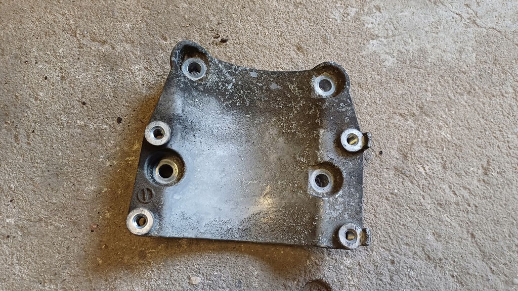 фото №1, Honda civic viii 2.2 i-ctdi кронштейн двигателя