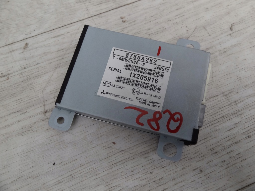 фото №1, Mitsubishi asx 2012 модуль usb 8750a282 оригинал