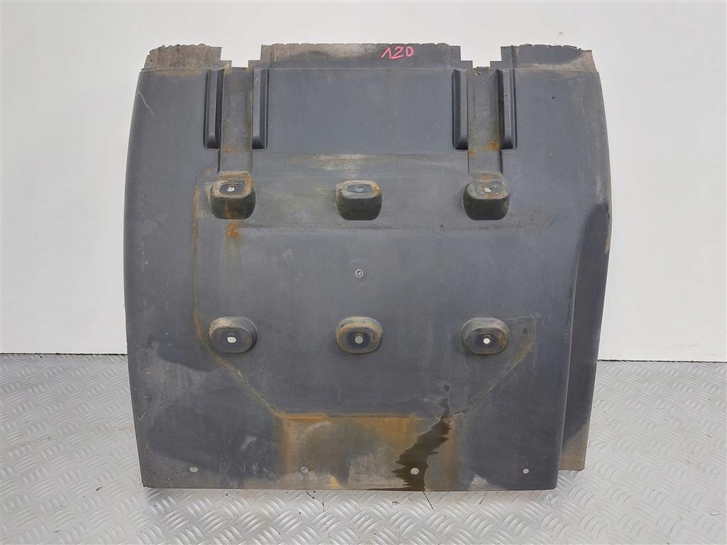 фото №1, Подкрылок правое задние задняя scania r440 xpi euro 5 1357599