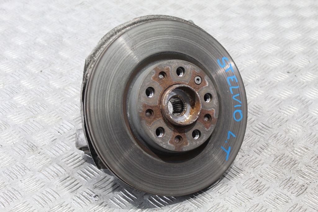 фото №1, Поворотный кулак левый задняя stelvio