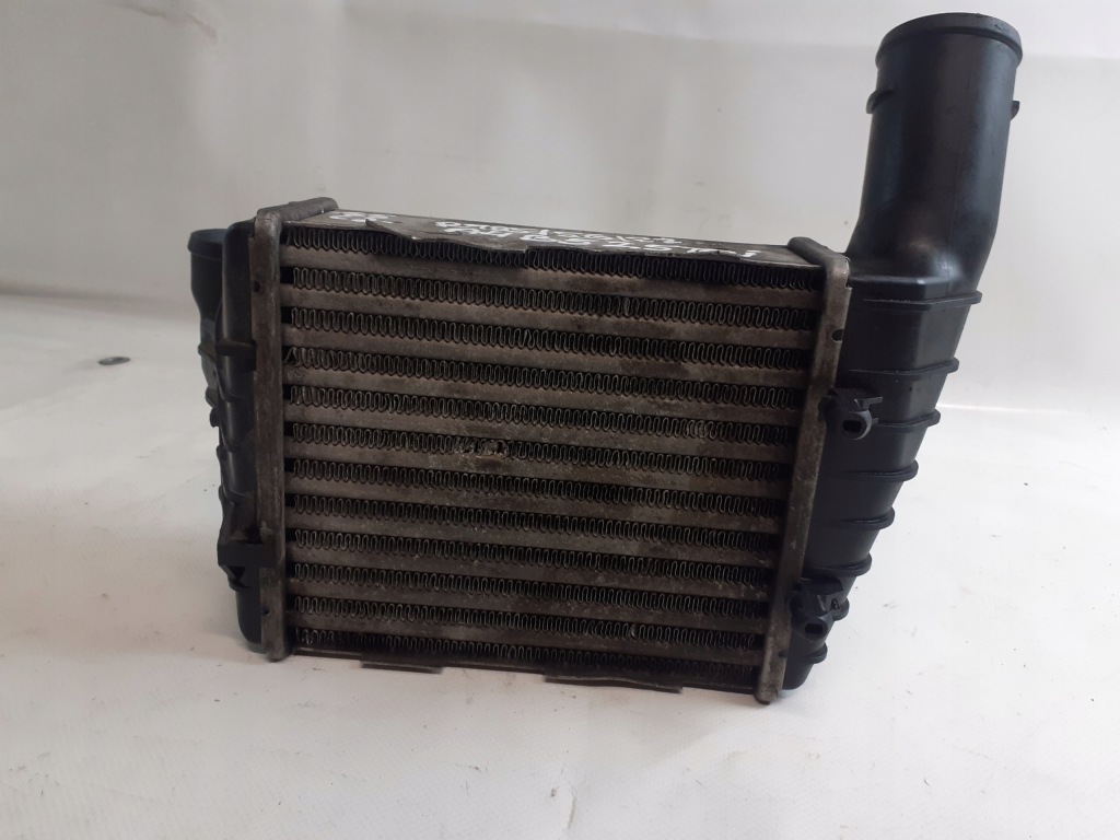 Audi a4 b5 2.5 tdi интеркулер Цена