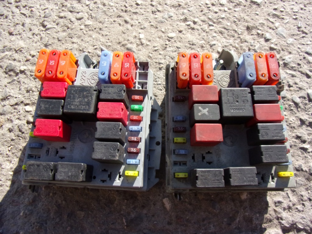 фото №1, Alfa romeo 147 jtd коробка предохранителей 51742420