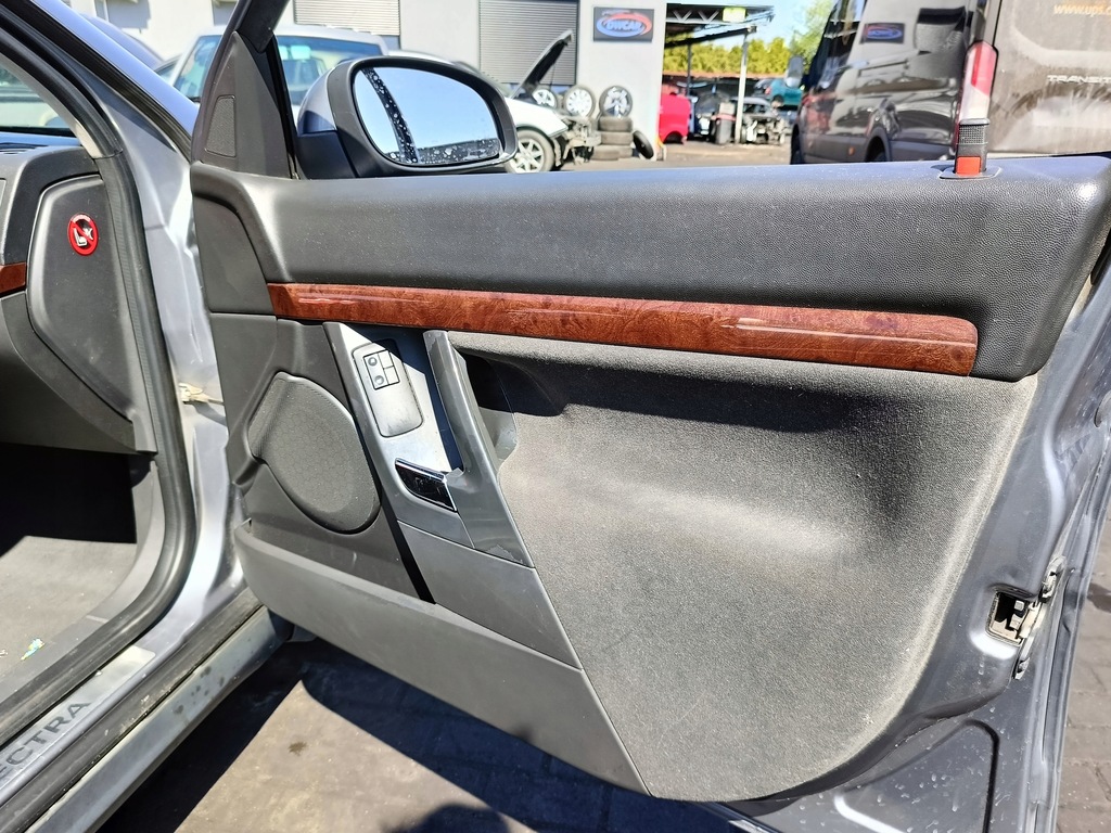 фото №7, Opel vectra c 02-06 обивка обшивка обшивки дверь правый левый