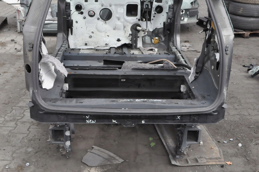 фото №10, Bmw i3 i01 кузов порог крыша четверть