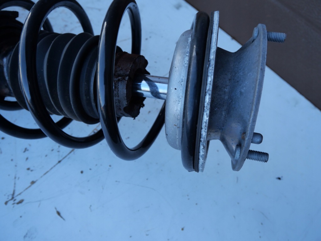 фото №6, Bmw 3 e92 амортизатор macperson поворотний кулак 824903008022