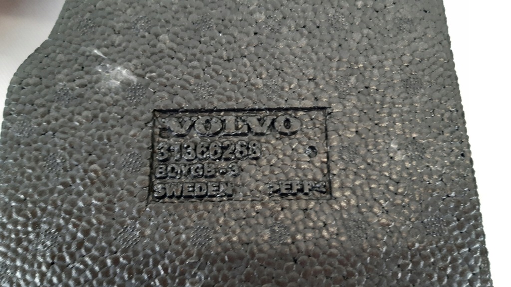 фото №6, Volvo xc40 пенополистирол багажника правый перед 31366288
