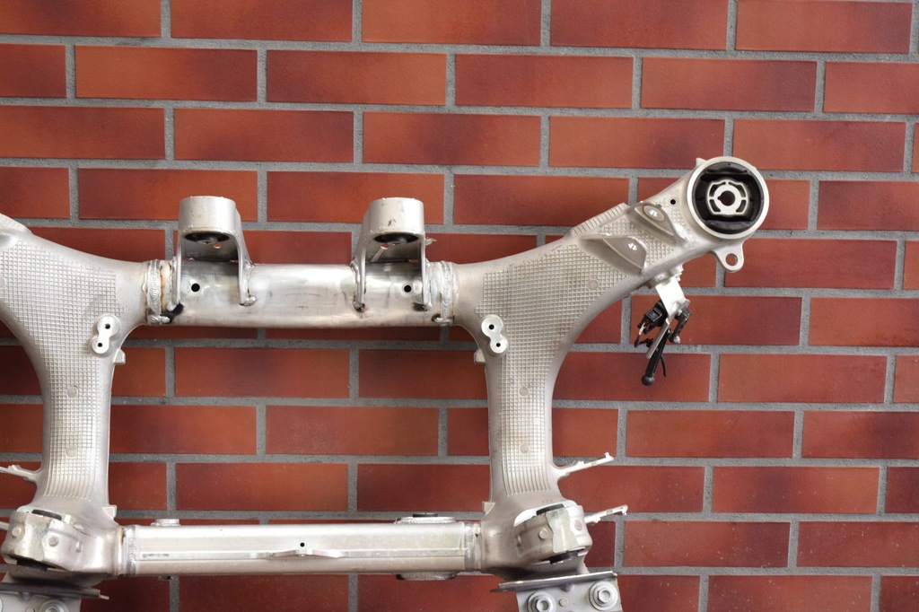 фото №8, Подрамник подрамник подрамник задняя bmw 5 g30 280km