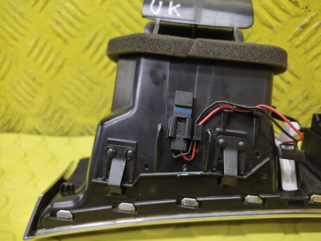 фото №7, Audi a6 c6 решётки обдув 4f2820902d