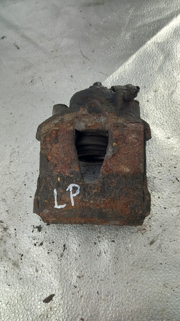 фото №1, Супорт лівий перед skoda fabia 1.4b 06r hb