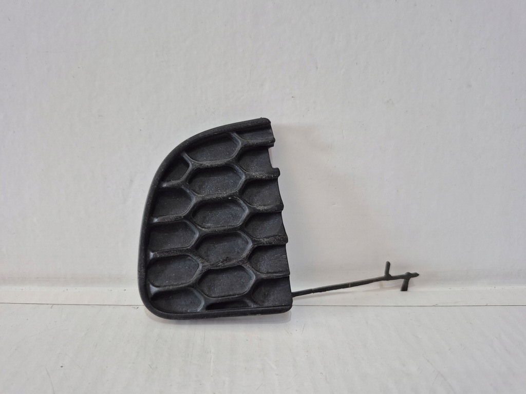 фото №1, Jeep renegade 14- заглушка фаркоп бампера задняя оригинальная