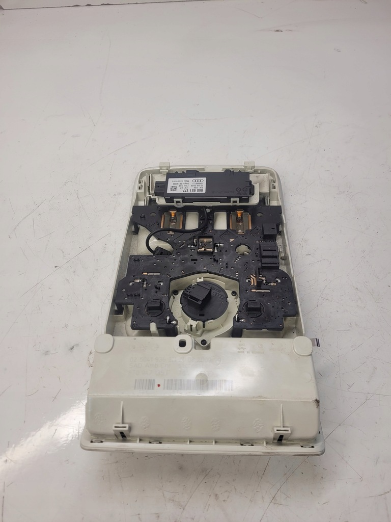 фото №5, Лампа освітлення кабіни audi a4 b8 a5 8t0947135f t64