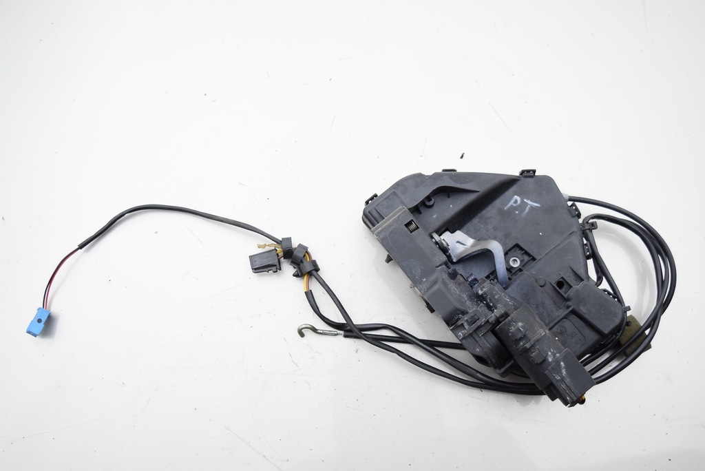 фото №1, Mercedes w211 4.0 замок правий задня keyless eu