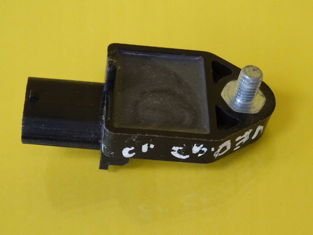 фото №6, Датчик удара toyota avensis t250 89831-05010 nr367