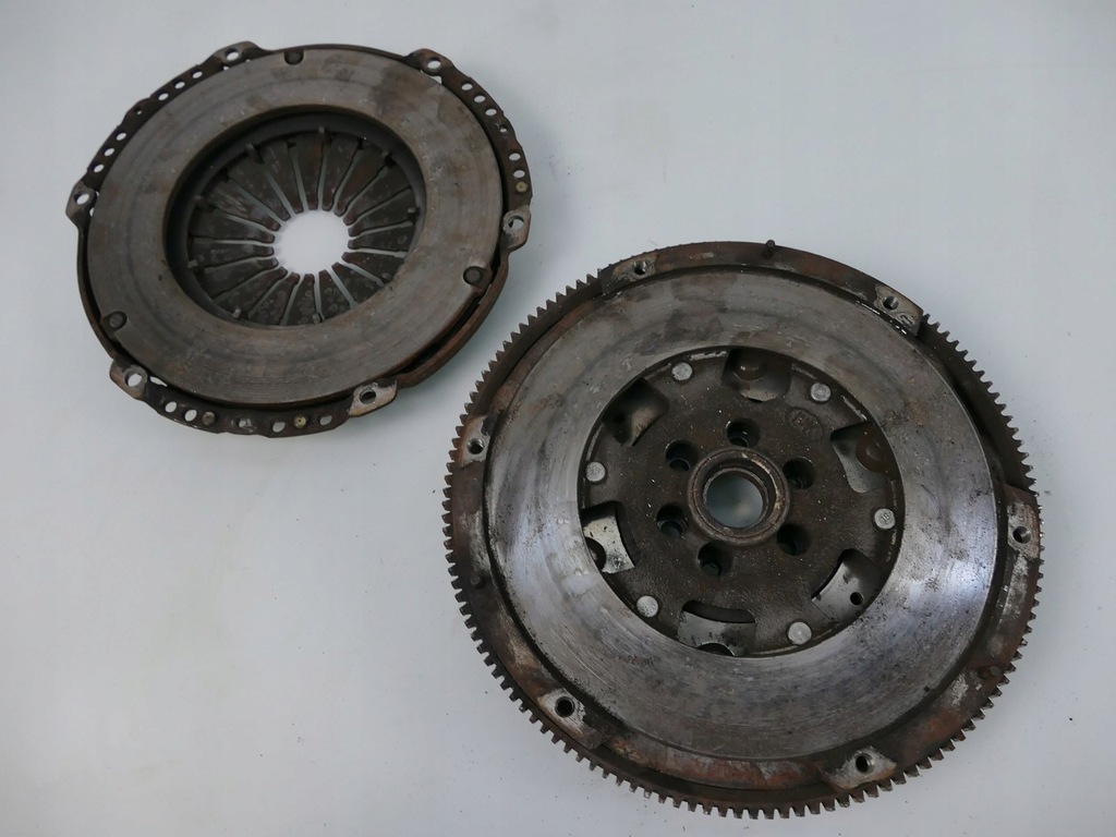 фото №1, Audi a3 8l 1.8 t колесо маховик притиск