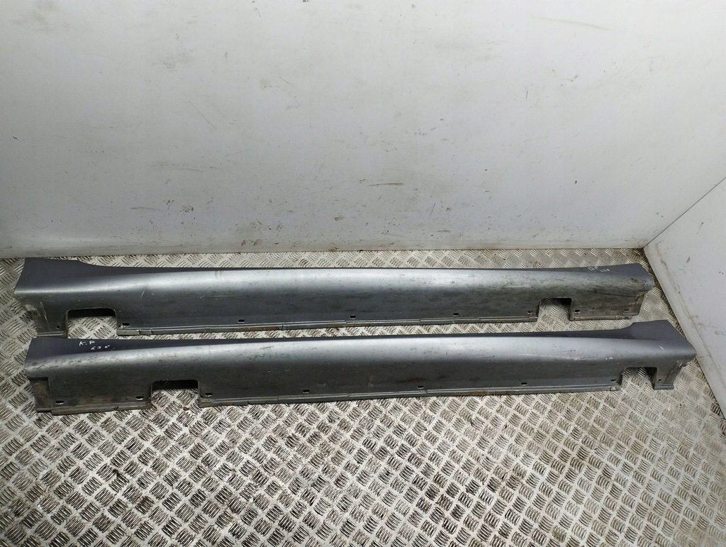 фото №1, Bmw 5 e60 e61 2004 комплект поріг