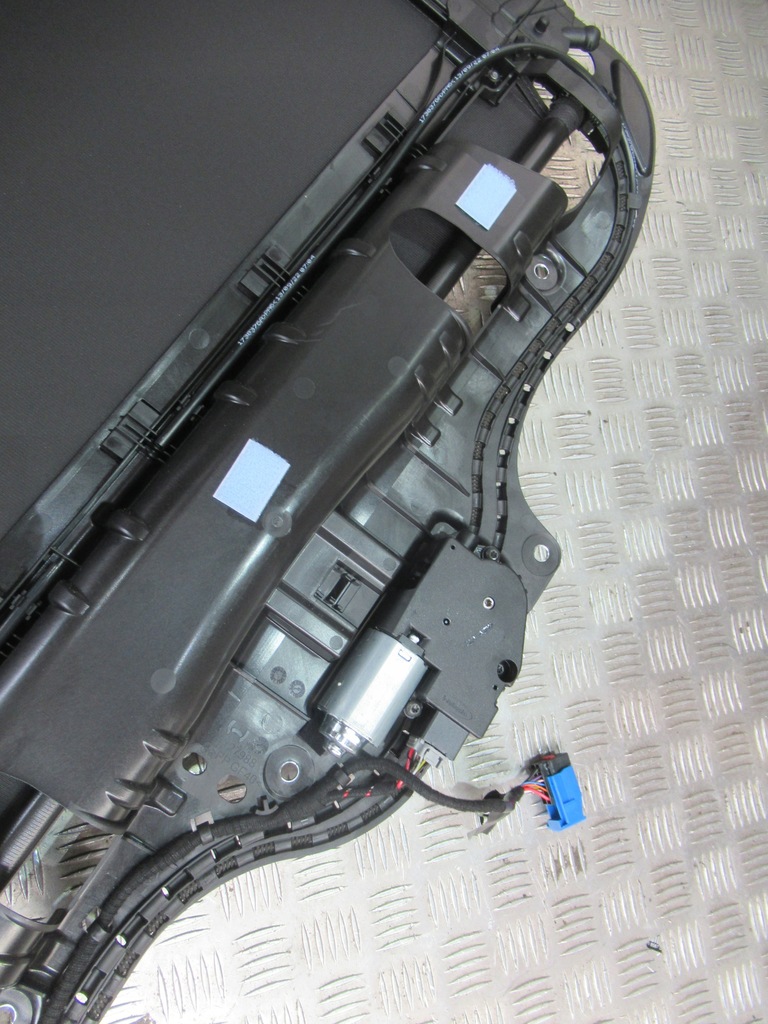 фото №8, Maserati levante люк комплект 06702661380