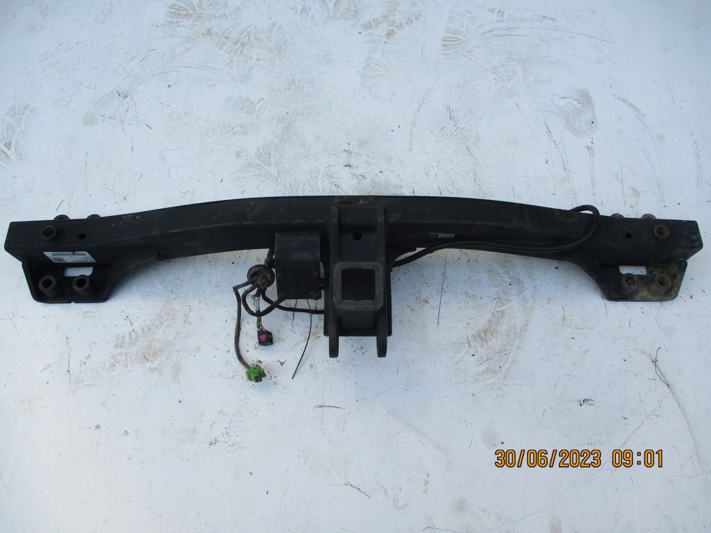 фото №1, Hak буксирувальний vw touareg 7p0 7p0803881b