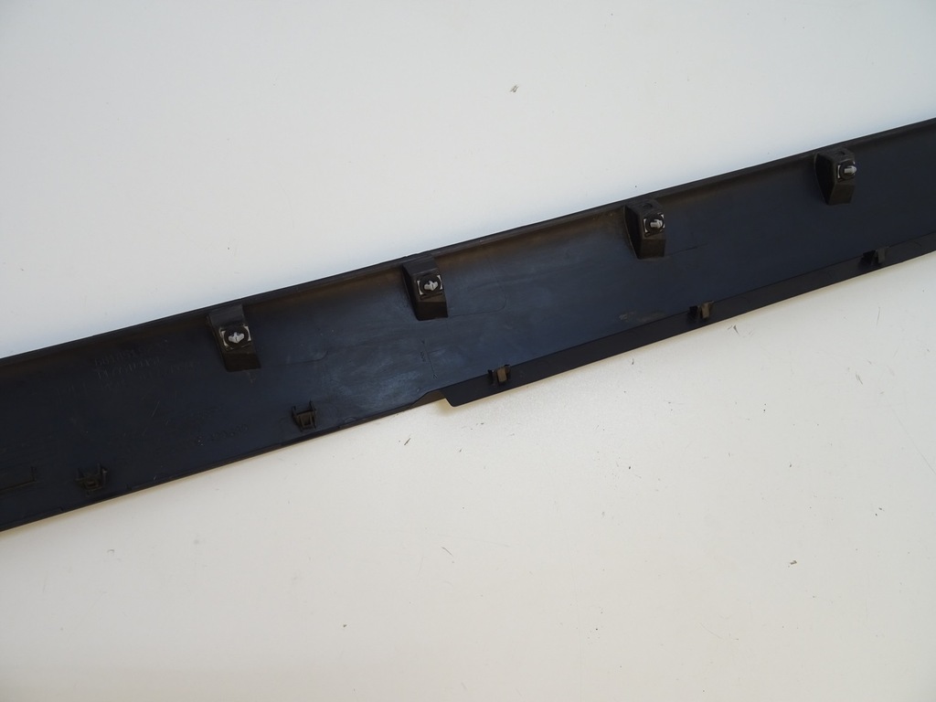 фото №8, 2015-2023 challenger srt widebody молдинг поріг накладка права поріг правий