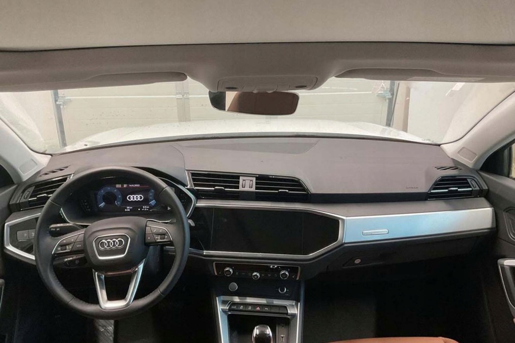 Audi q3 ручка переключения передач + чехол 83b713139b ibr - чёрный soul 83a f3 с Разборки