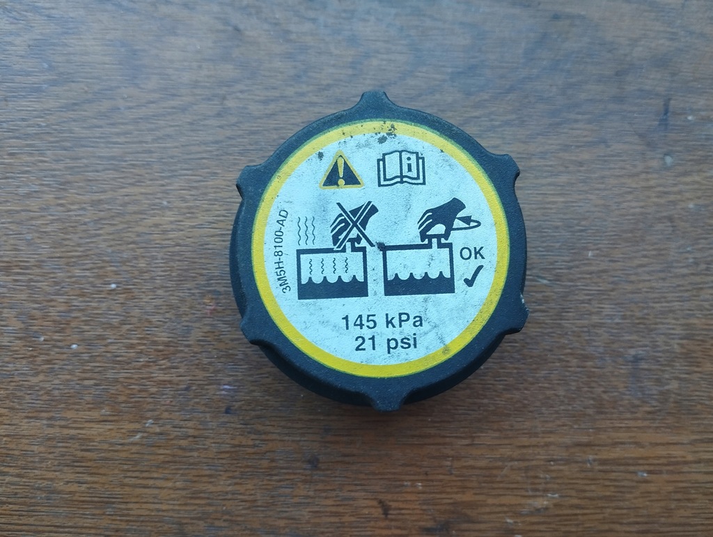 фото №1, Volvo крышка бачок расширительный