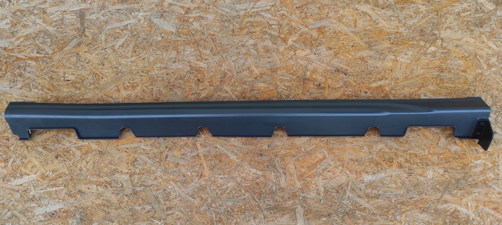 фото №1, Hyundai kona 18r- поріг лівий молдинг поріг ліва nowa оригінал