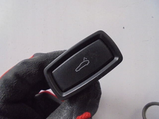 фото №2, Панель кришки задня porsche panamera 4s 970 2010 rok