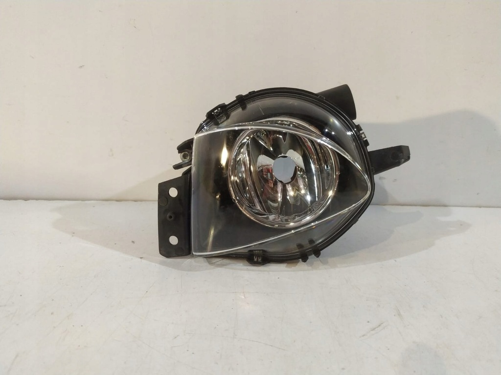 фото №1, Bmw 3 e90 / e91 противотуманная фара левый - 15042