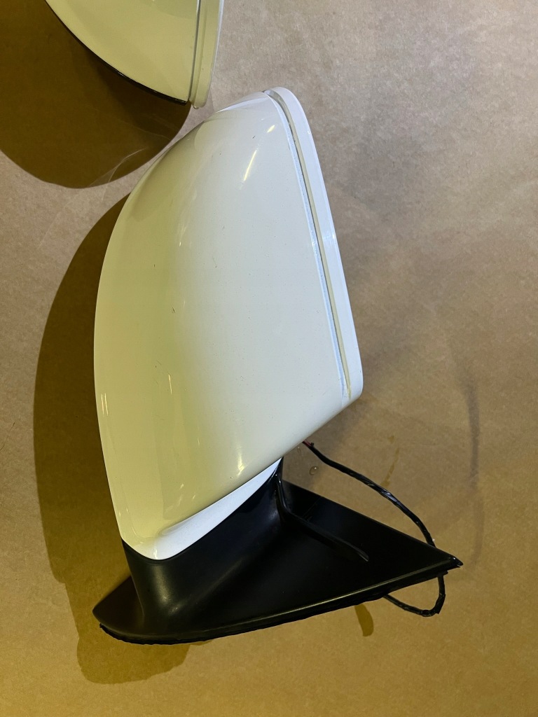 Audi q7 4l0 рестайлінг  дзеркало зовнішнє 6 pin праве або ліва Зі Шроту