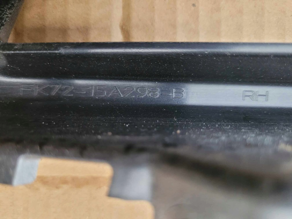 фото №3, Рамка протитуманної фари land rover discovery sport l550