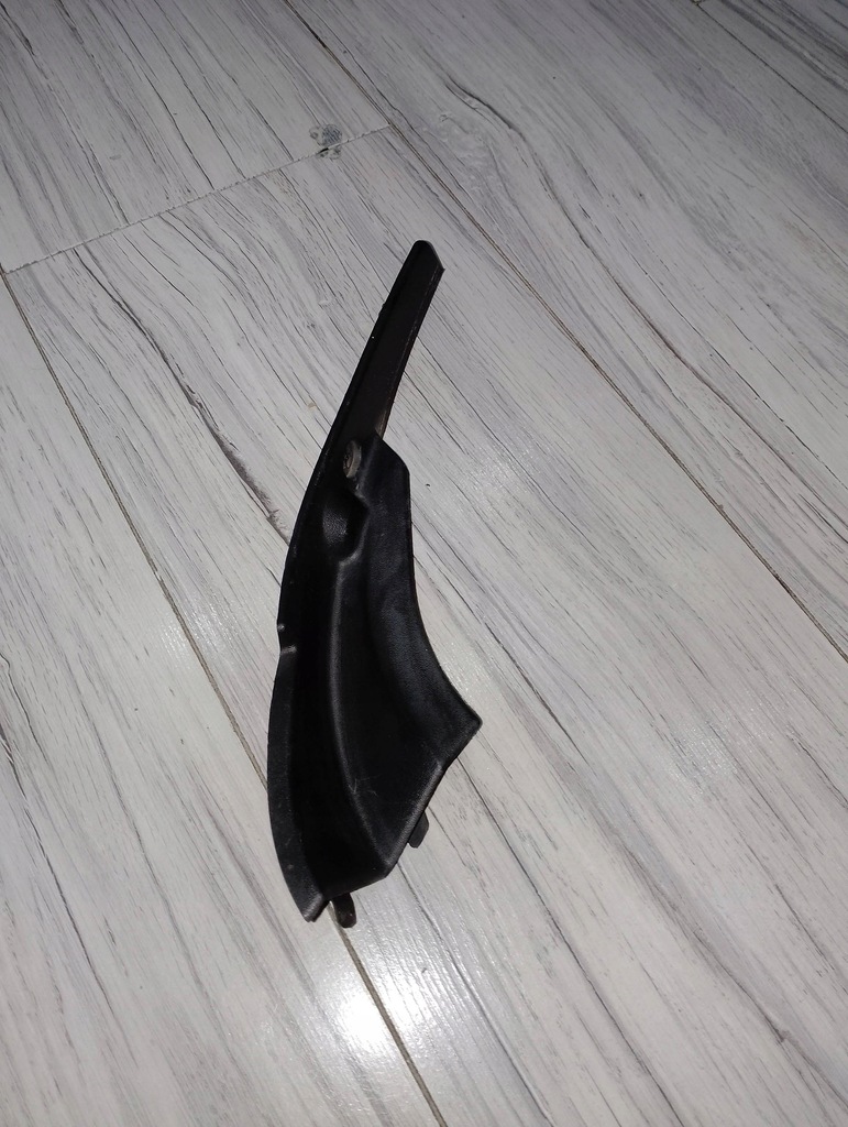 фото №1, Защита заглушка жабо правая mazda 2 d651519b1