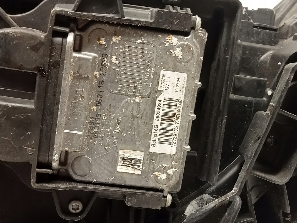 фото №11, Лампа права перед передня renault laguna ii lift ксенон 8200555906 europa