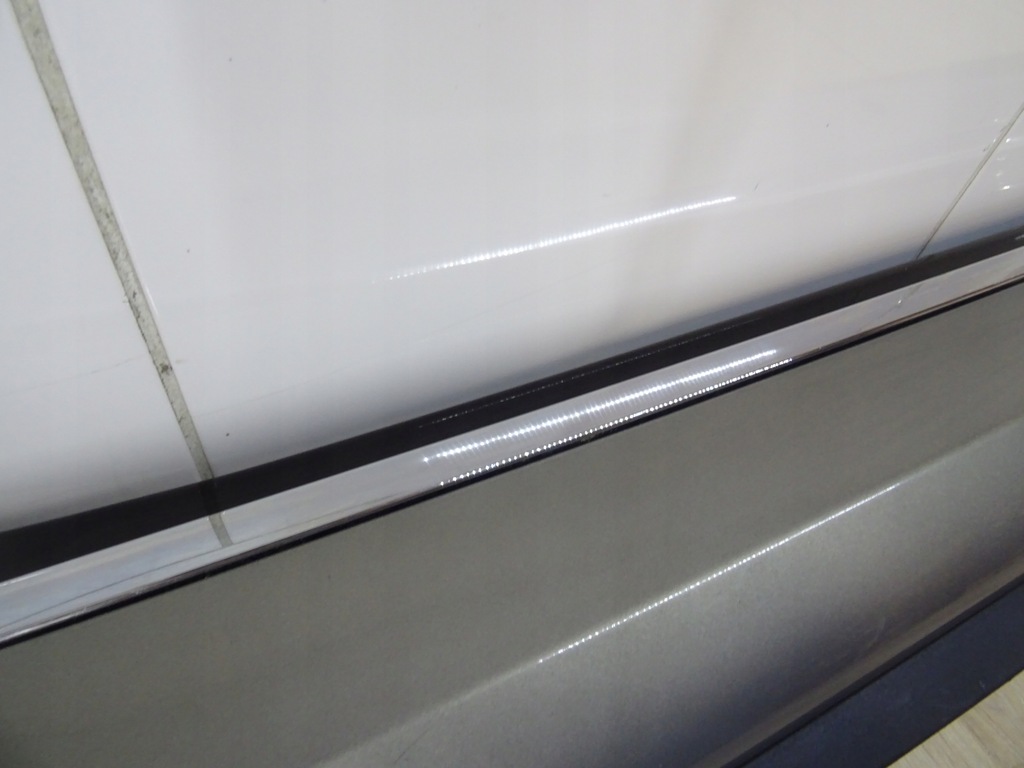 фото №12, Молдинг порог правая bmw 7 g70 i7 x drive 22- m-pakiet 51779464162 llu