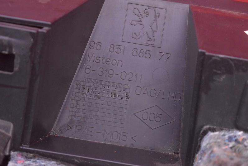 фото №7, Бардачок водія 9685168577 peugeot 3008 1 i 09-16